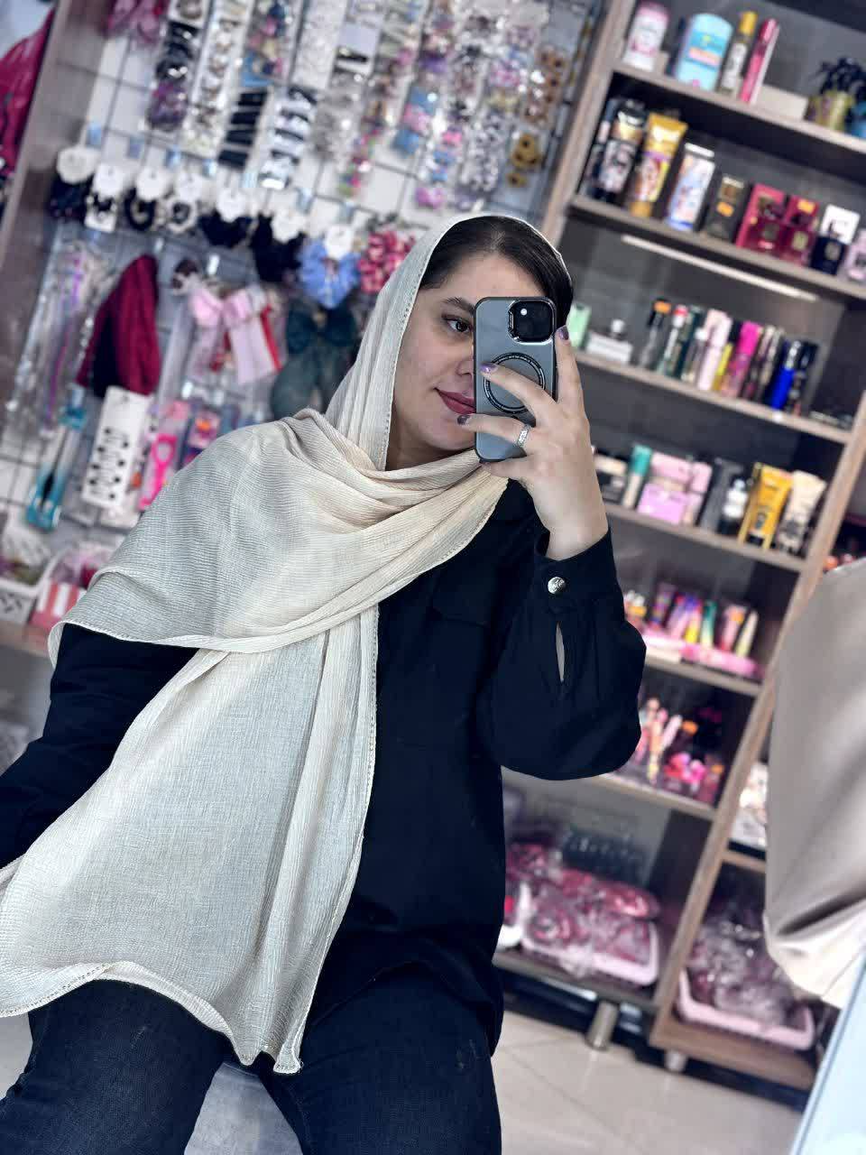 شال برشکا وارداتی  لبه پولکی